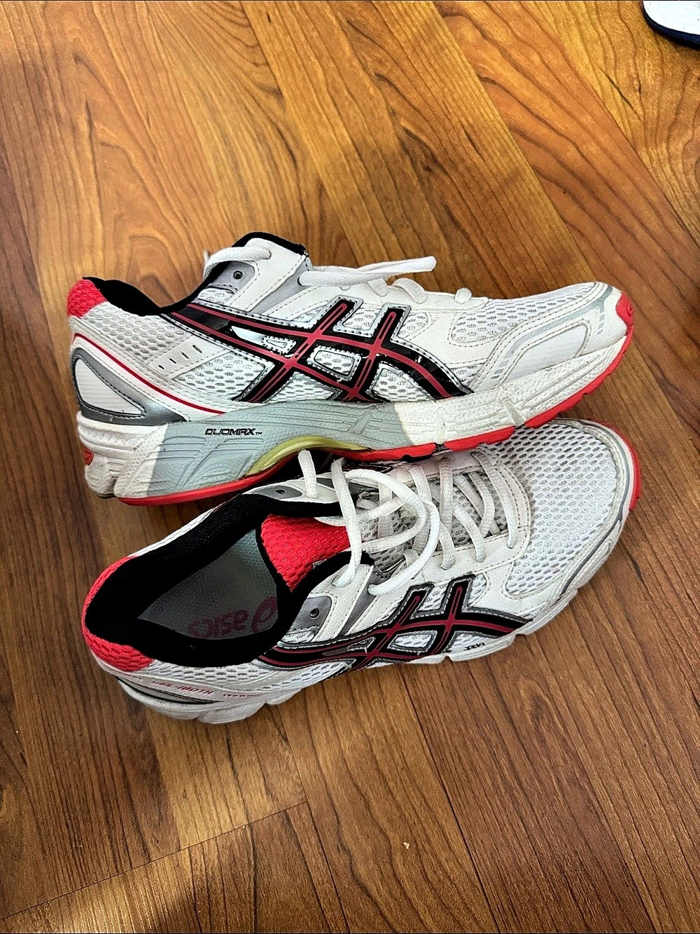 ASICS Athletic Running Shoes in White & Red